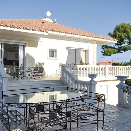 Holiday Golfe Juan With Sea View 01 فالوريس
